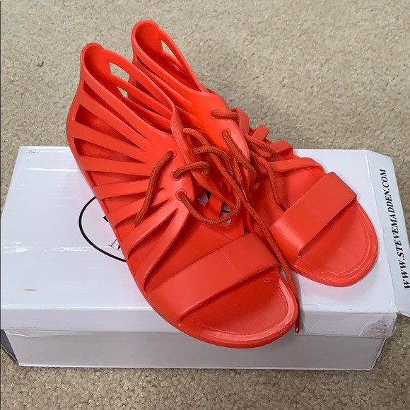 Sandals - Picture 3 of 3